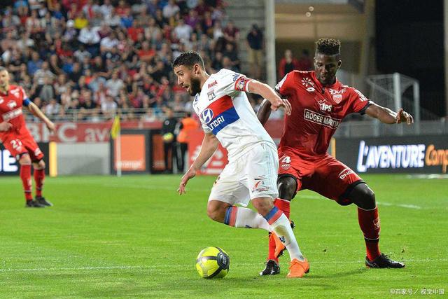 里昂发布备战花絮，冲刺阶段远射贴柱，亚冠任务艰巨，心理建设被强调