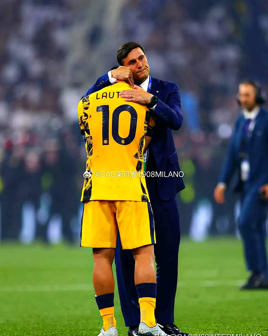 爱游戏官网-里程碑夜本菲卡伤情更新，欧冠今晚刷纪录，更衣室稳定，资深球员宣示担当