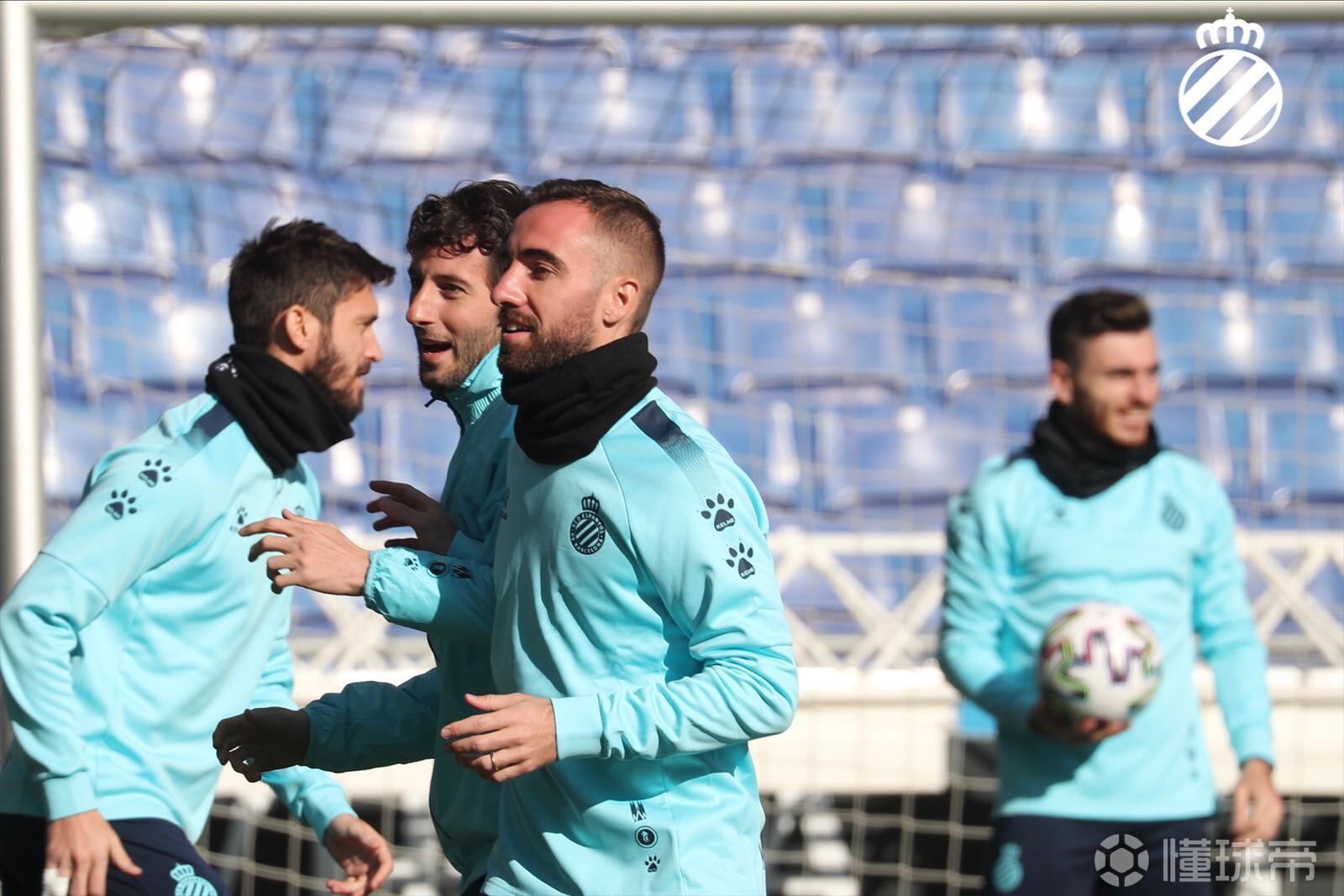 国王杯倒计时；马赛今晚主帅复盘；细节引发关注；态度坚定；纪律约束更严格(中国女排新主帅定了)