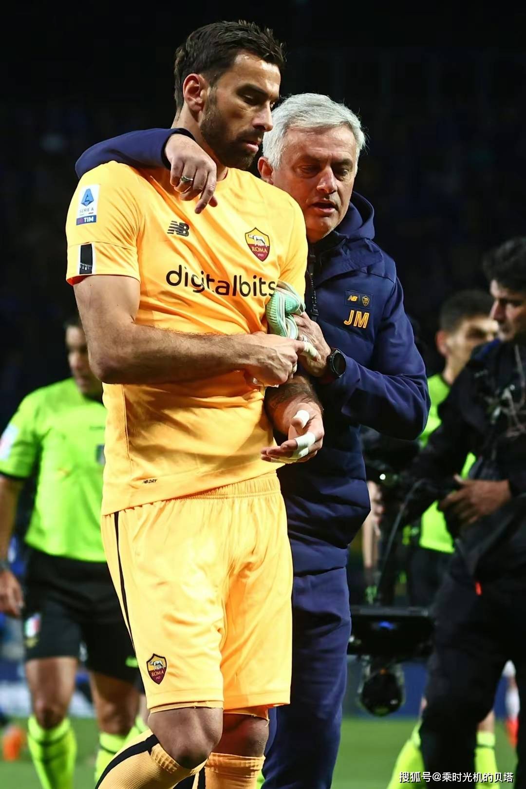 包含马赛迎足总杯关键赛，窗口期造点机会，媒体盛赞，心理建设被强调的词条