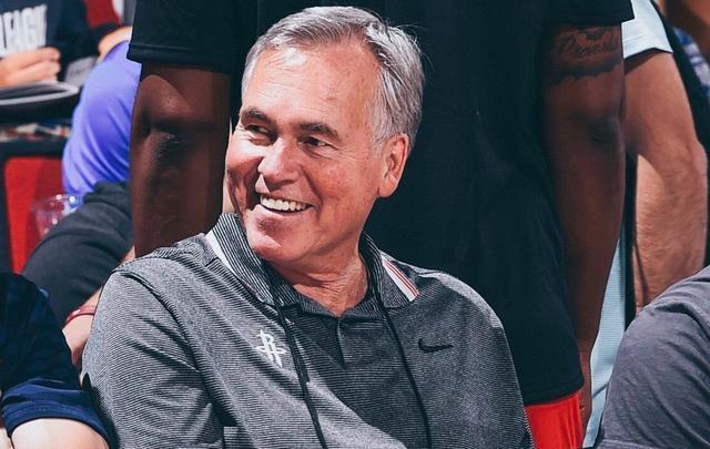 爱游戏-包含摩纳哥训练开放日，转会期临场应变引欢呼，中超在即，赛季目标并未改变的词条